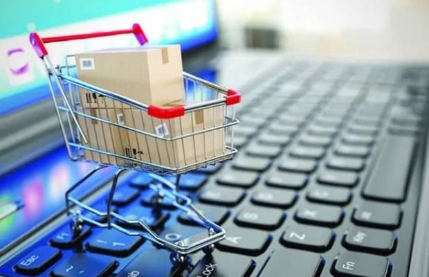 Beneficial Hacks To Save Money In Online Shopping