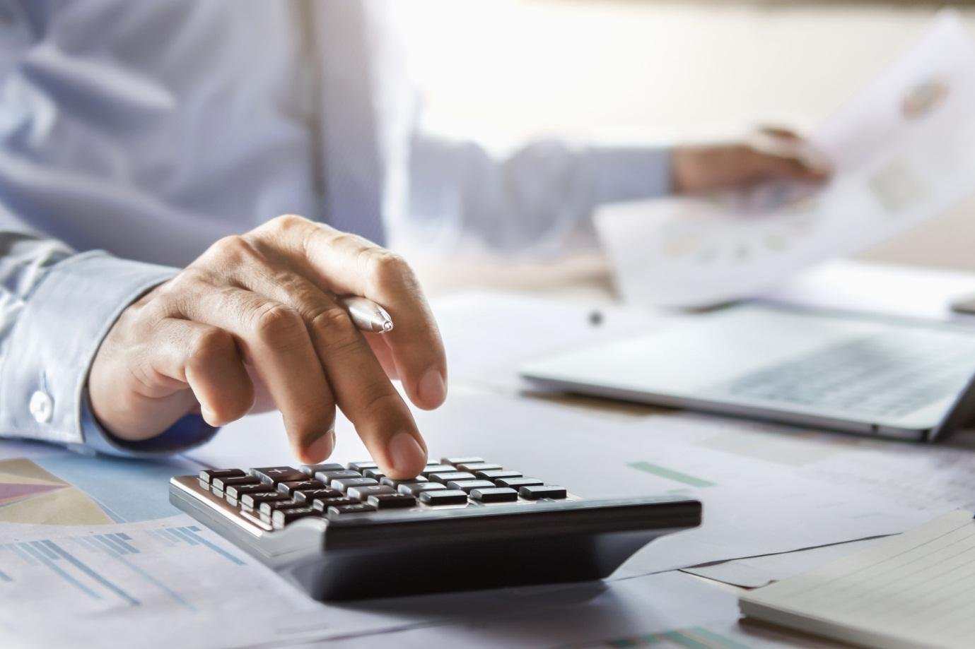 Accountant Near Me: How to Choose the Right One for Your Business