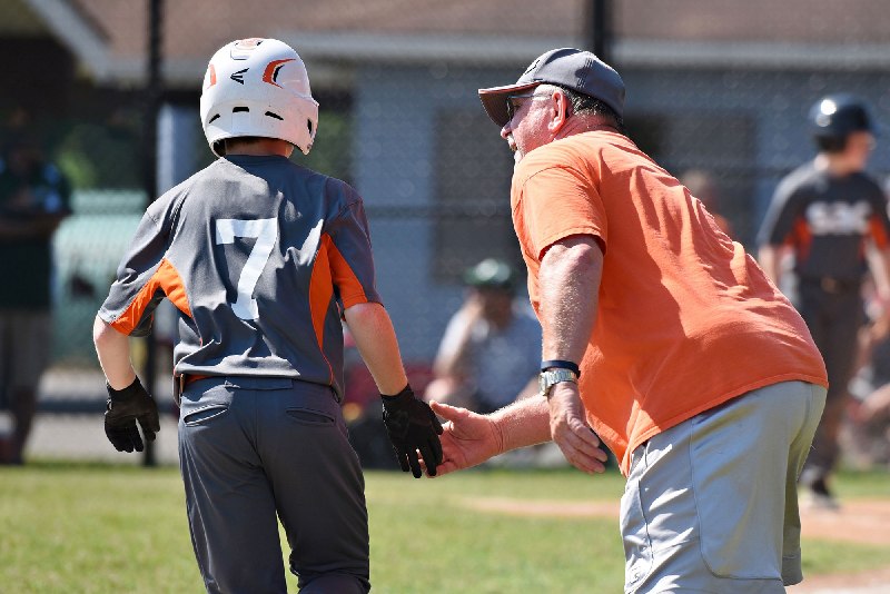 8 Tips for Forming a Neighborhood Baseball Team