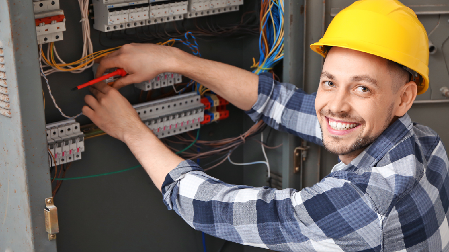 Get the Job Done Right: Tips for Finding a Qualified Electrician